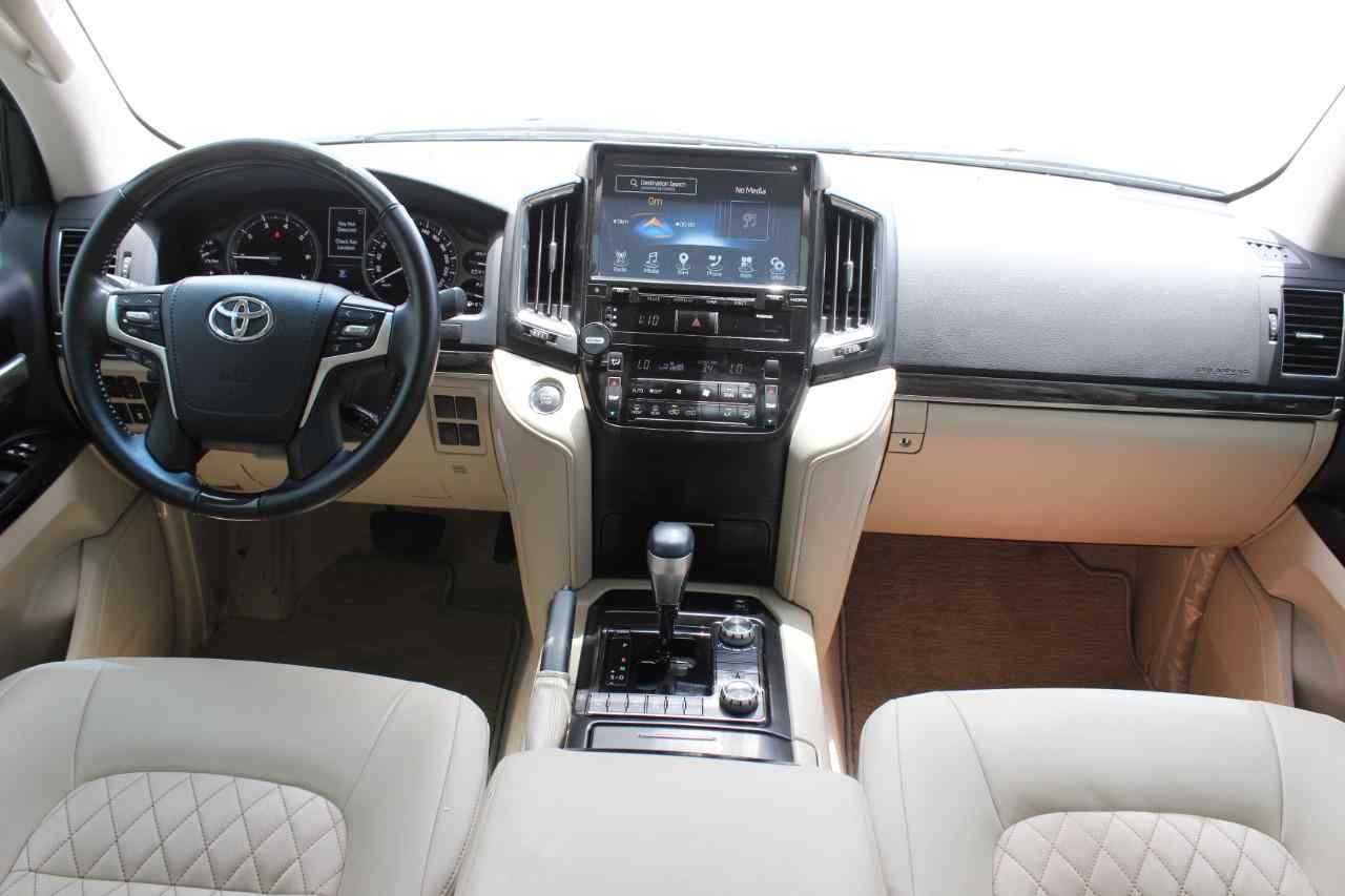 Toyota Landcruiser V6-4.0L 2020